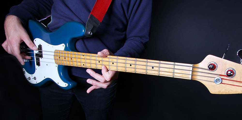 Introduction to the bass guitar